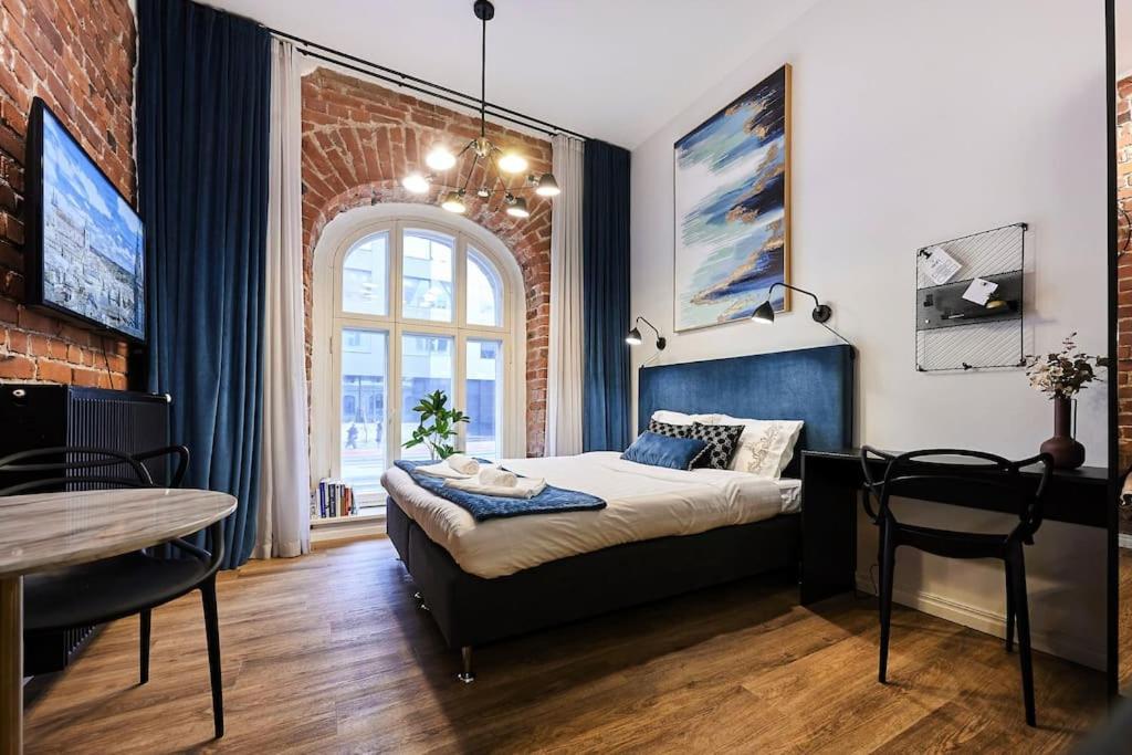 Urban-Glam City Centre Studio With A Gym And Terrace تالين المظهر الخارجي الصورة