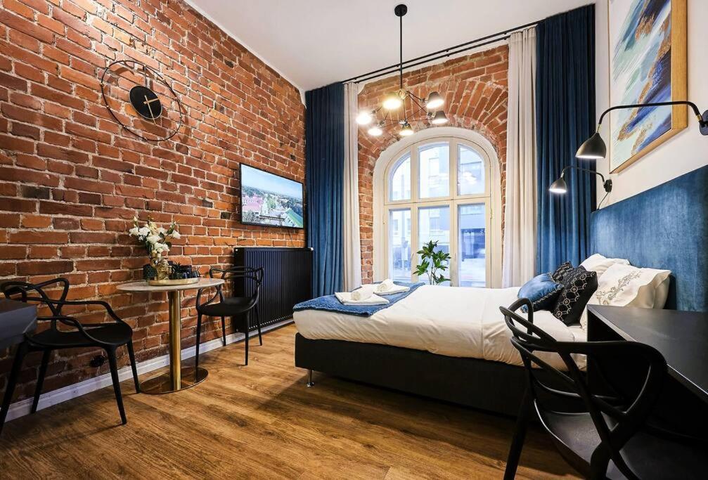 Urban-Glam City Centre Studio With A Gym And Terrace تالين المظهر الخارجي الصورة